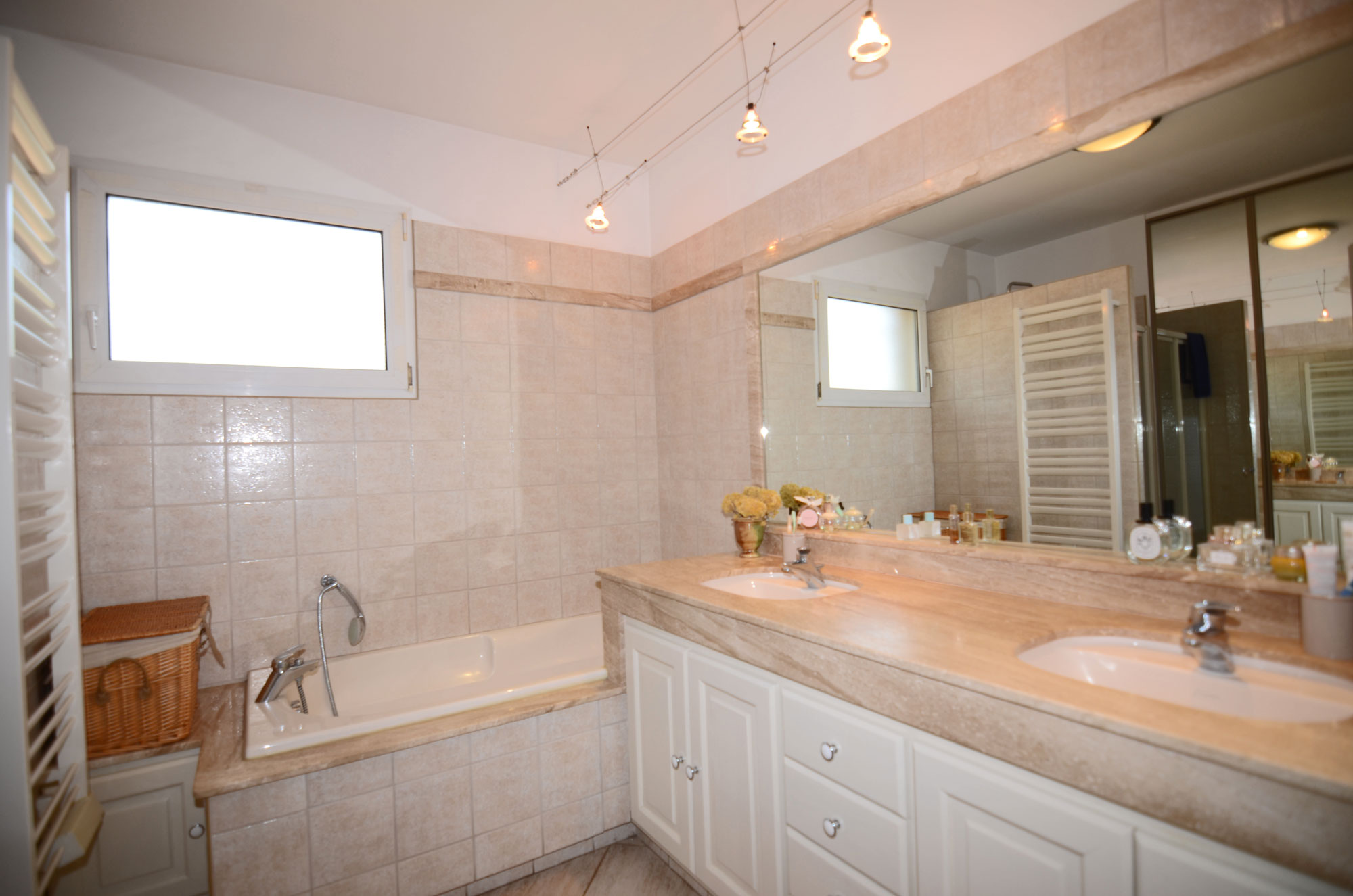 1383CA_salle_de_bain.jpg