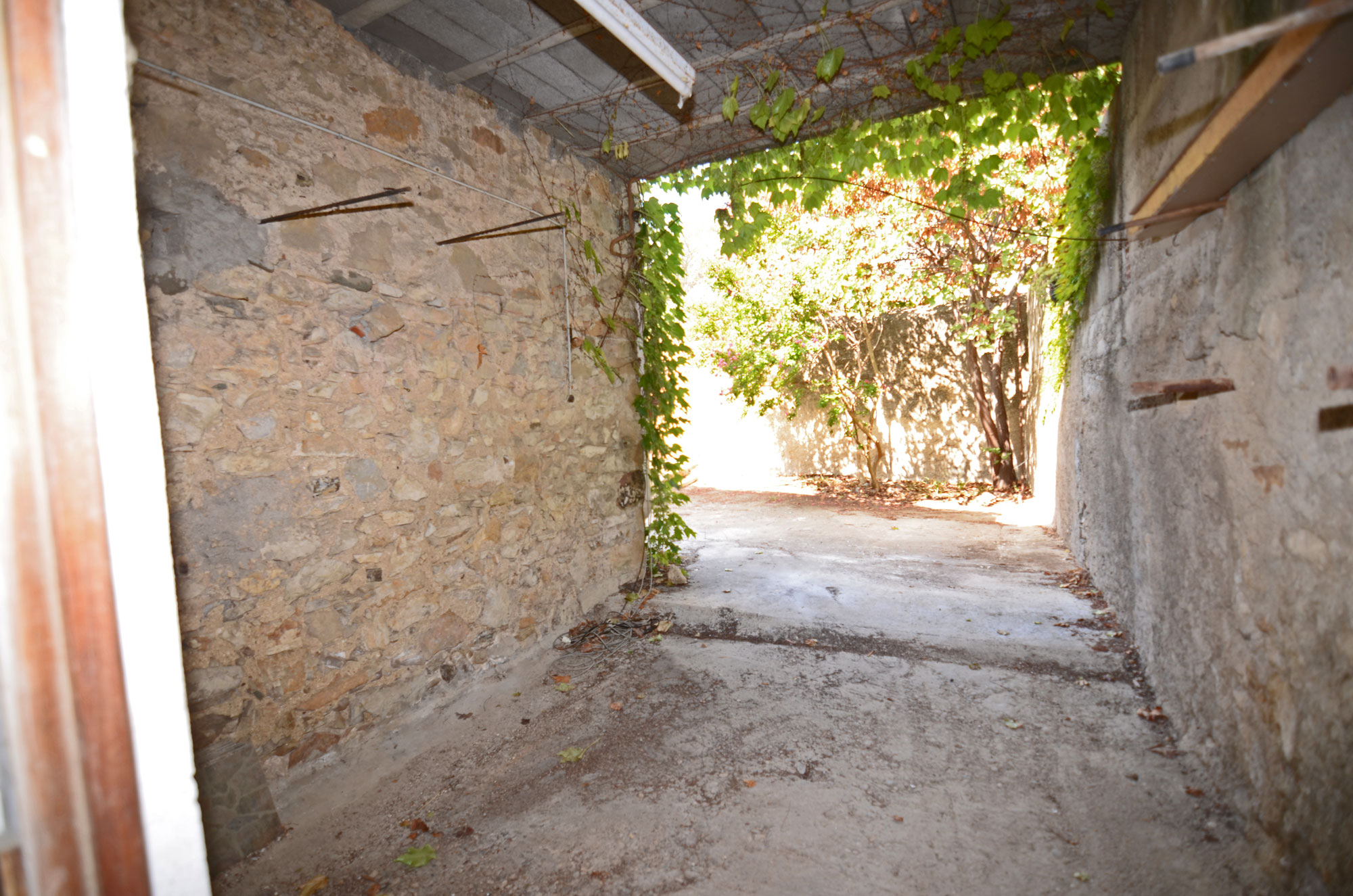 1388BI_espace_sous_la_terrasse.jpg