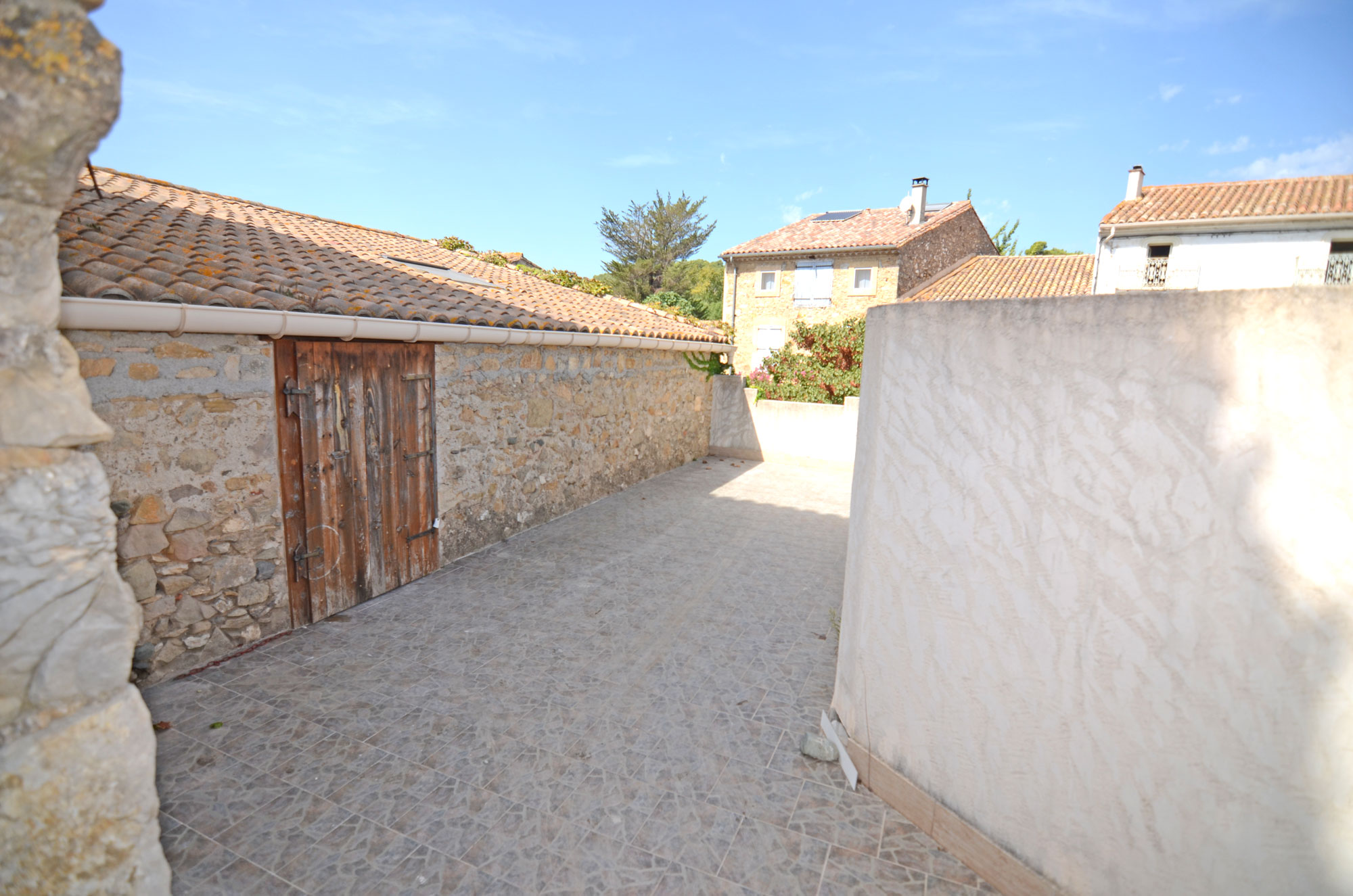 1388BI_terrace_and_upper_barn.jpg