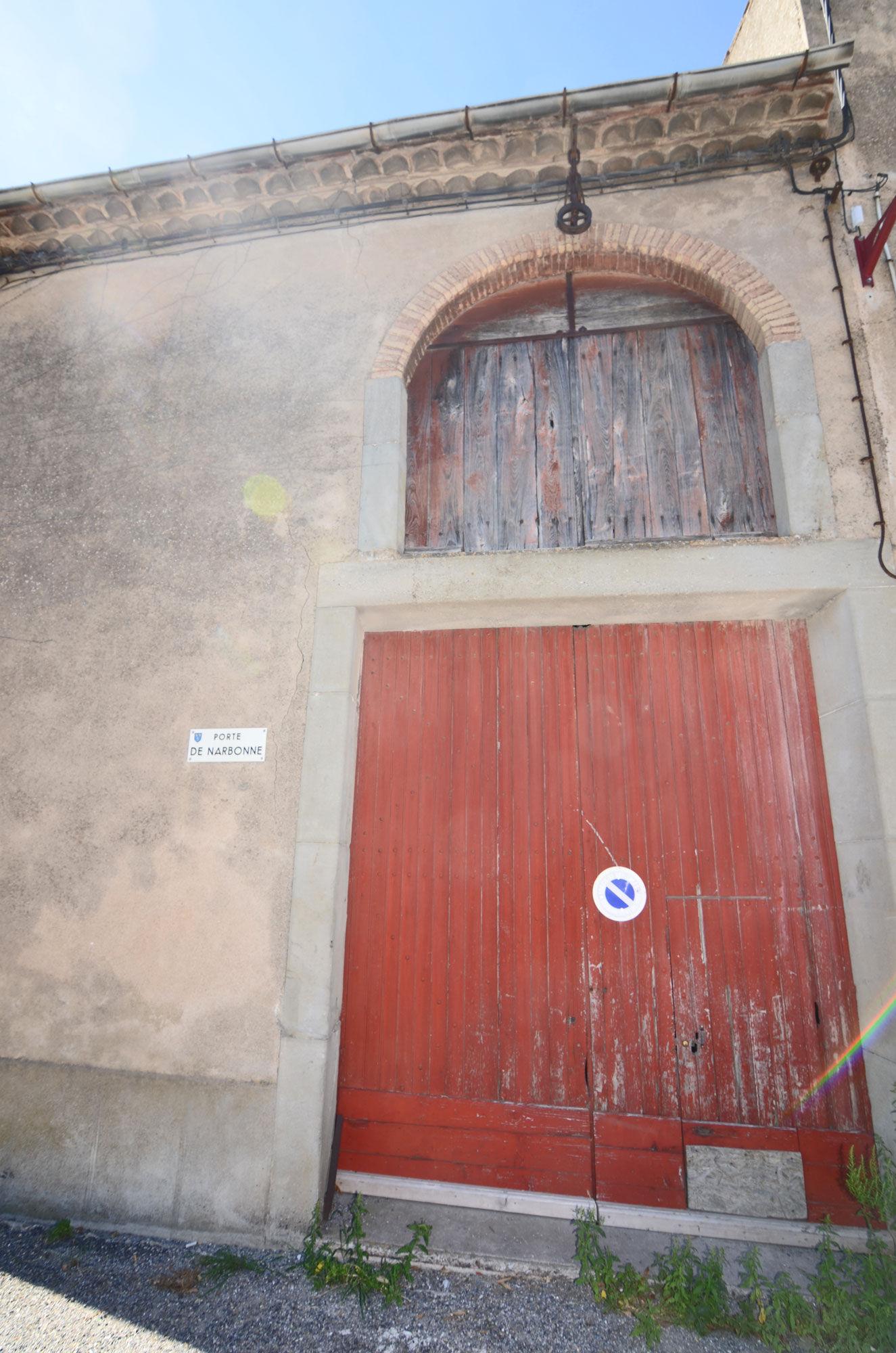 1389CA_facade.jpg