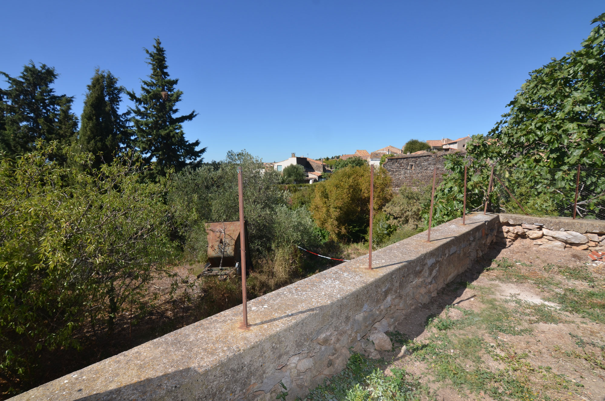 1390CA_vue.jpg