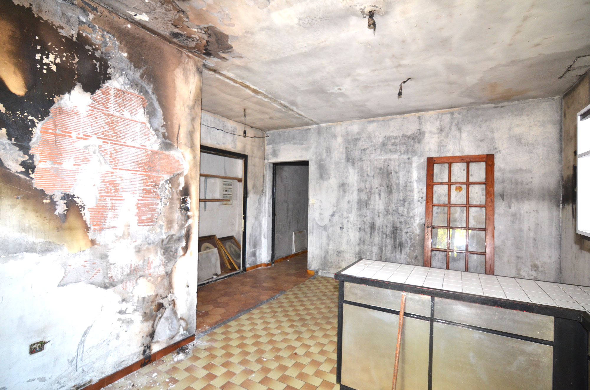 1391CA_kitchen.jpg